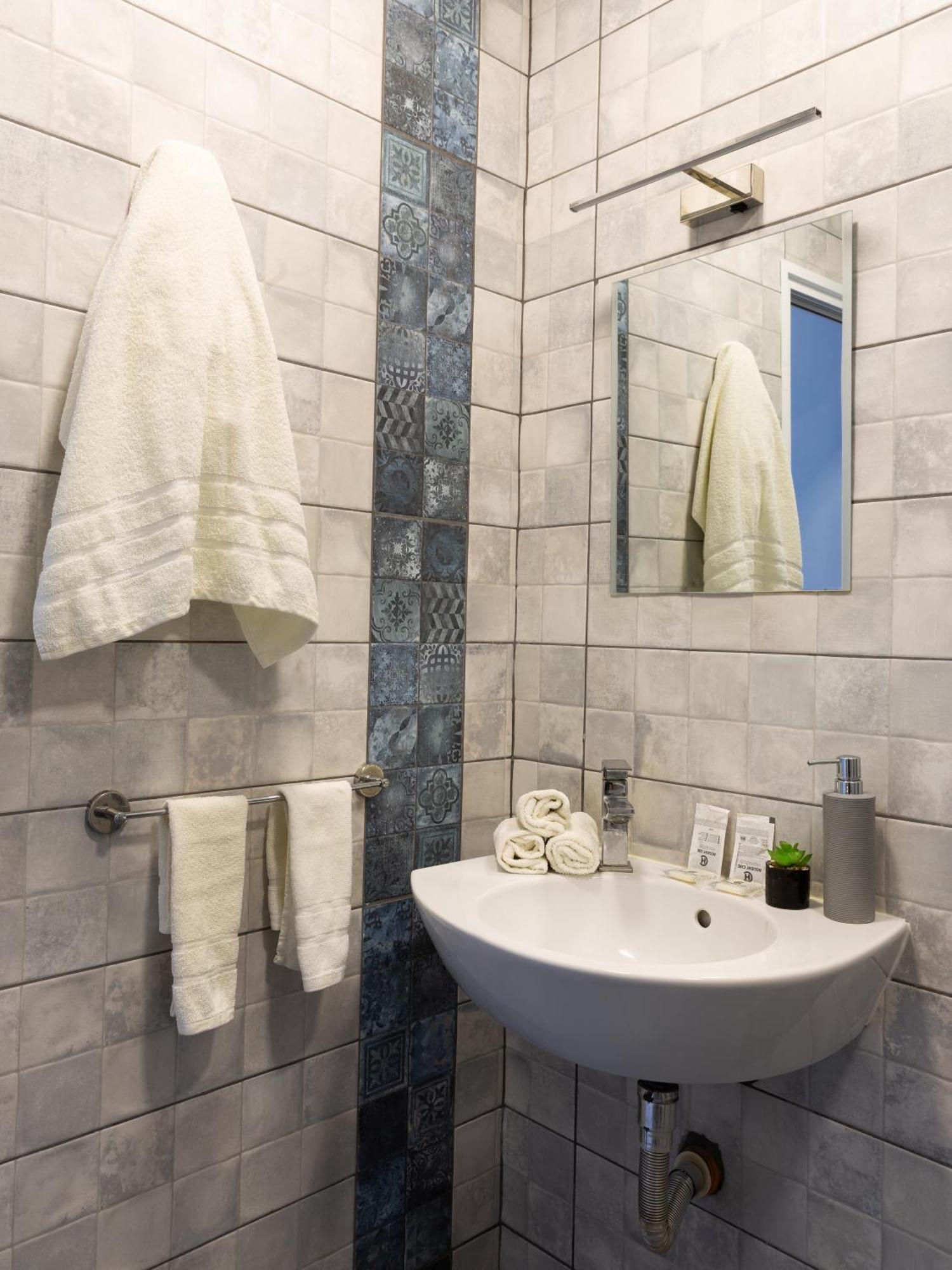 La Piazza Hotel Choumen Extérieur photo